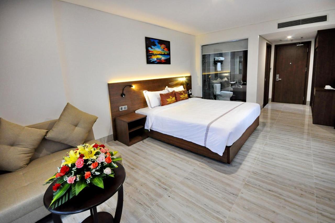 Crown Nguyen Hoang Hotel Nha Trang Exterior photo